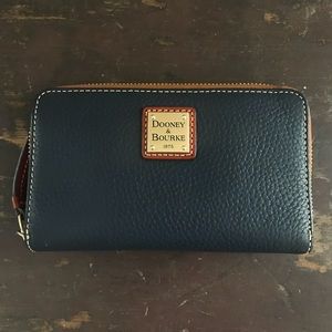 Dooney & Bourke Zip Wallet